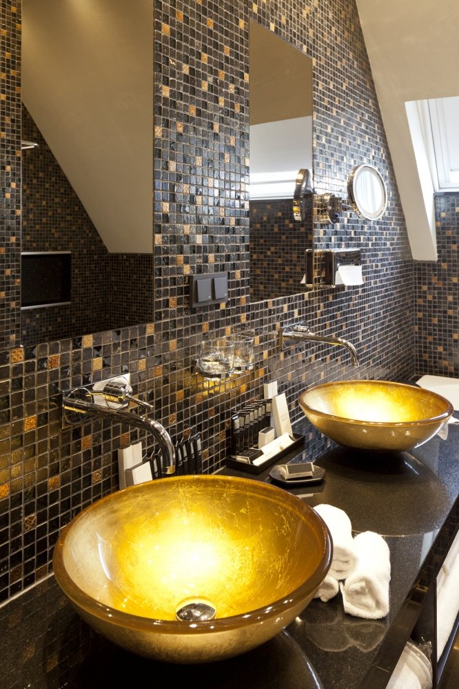 Atmospheric bathroom