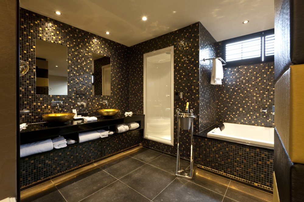 Modern bathroom with its own shower cabin